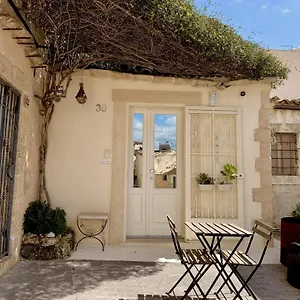 Casi Apartment